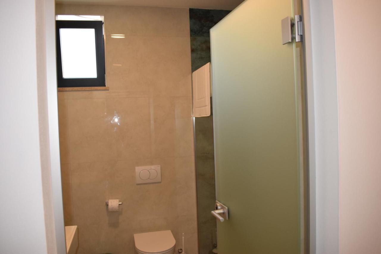 Maresole Beachfront Residence Porec Ngoại thất bức ảnh